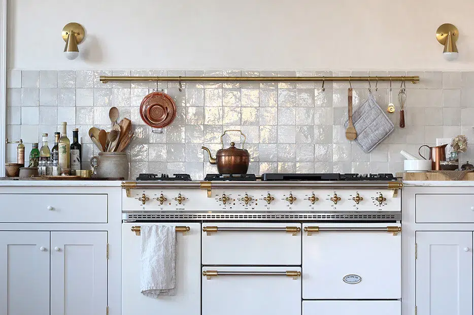 Kitchen Backsplash No Upper Cabinets