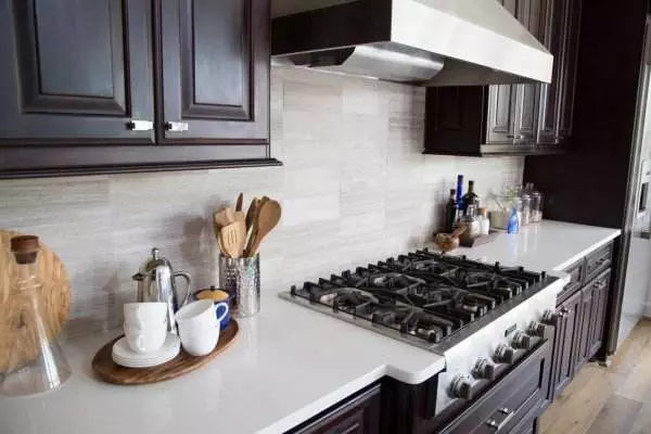 Kitchen Backsplash No Upper Cabinets