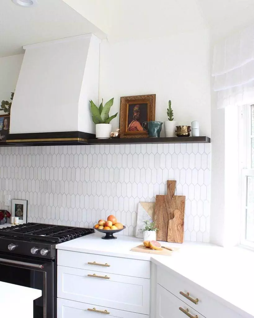 Kitchen Backsplash No Upper Cabinets